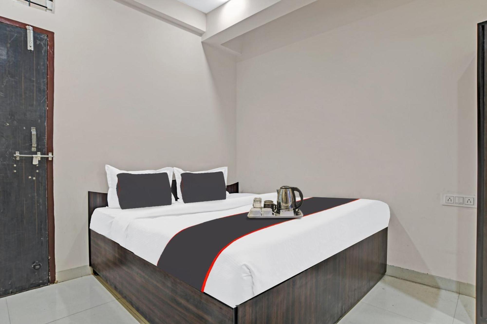 Hotel O Dream Palace Индаур Экстерьер фото